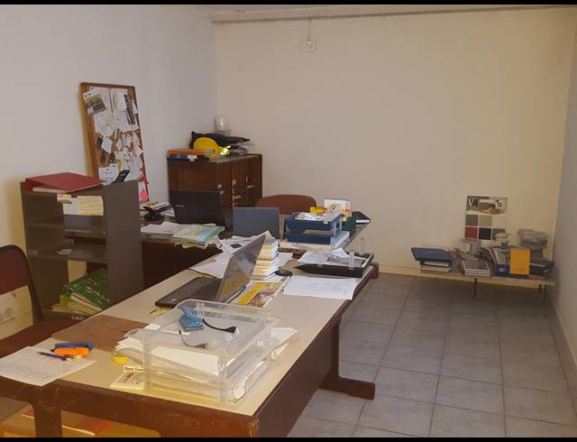 619M² FACTORY TO LET IN STIKLAND